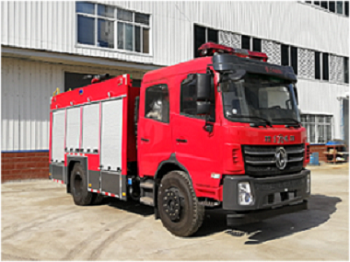 國六東風5.5噸水罐消防車